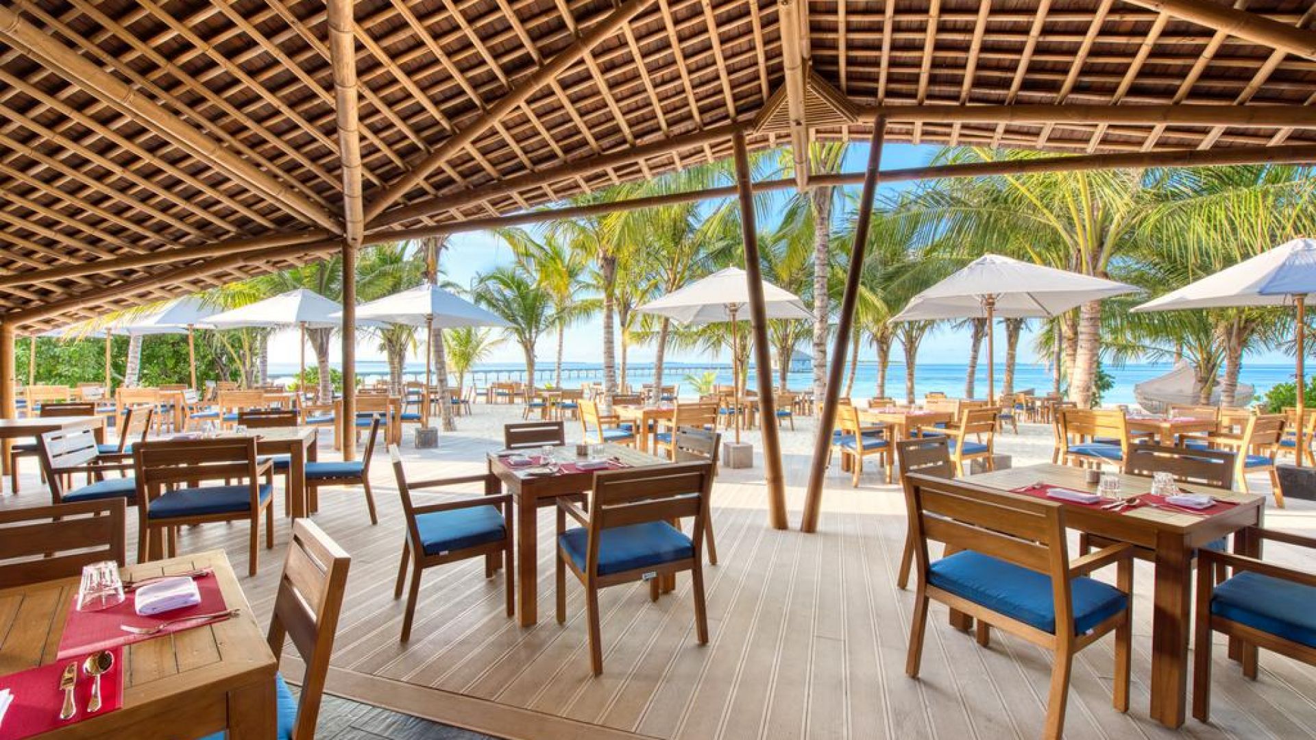 Mӧvenpick Resort Kuredhivaru Maldives