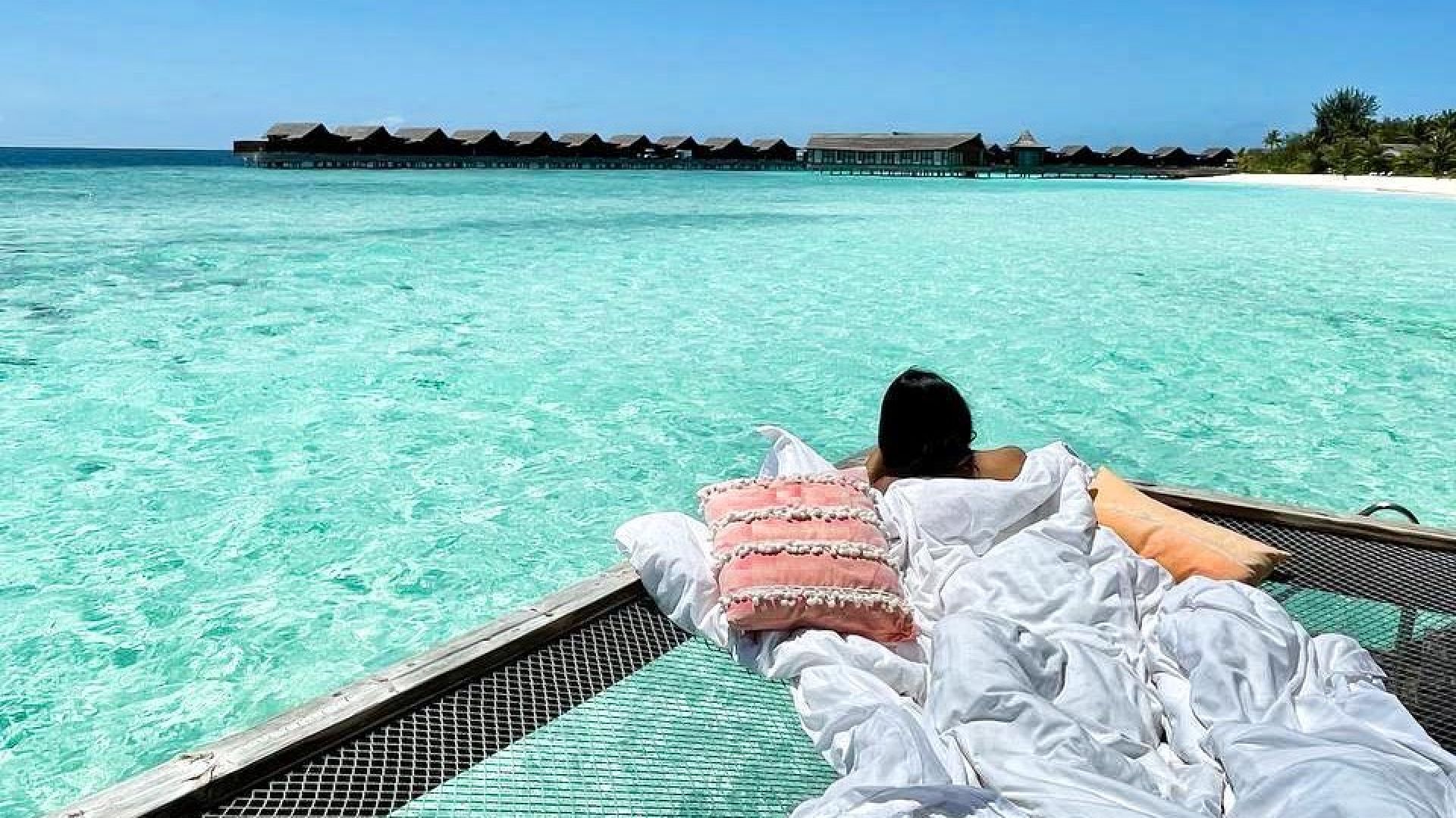 Overwater Hammocks at Grand Park Kodhipparu 