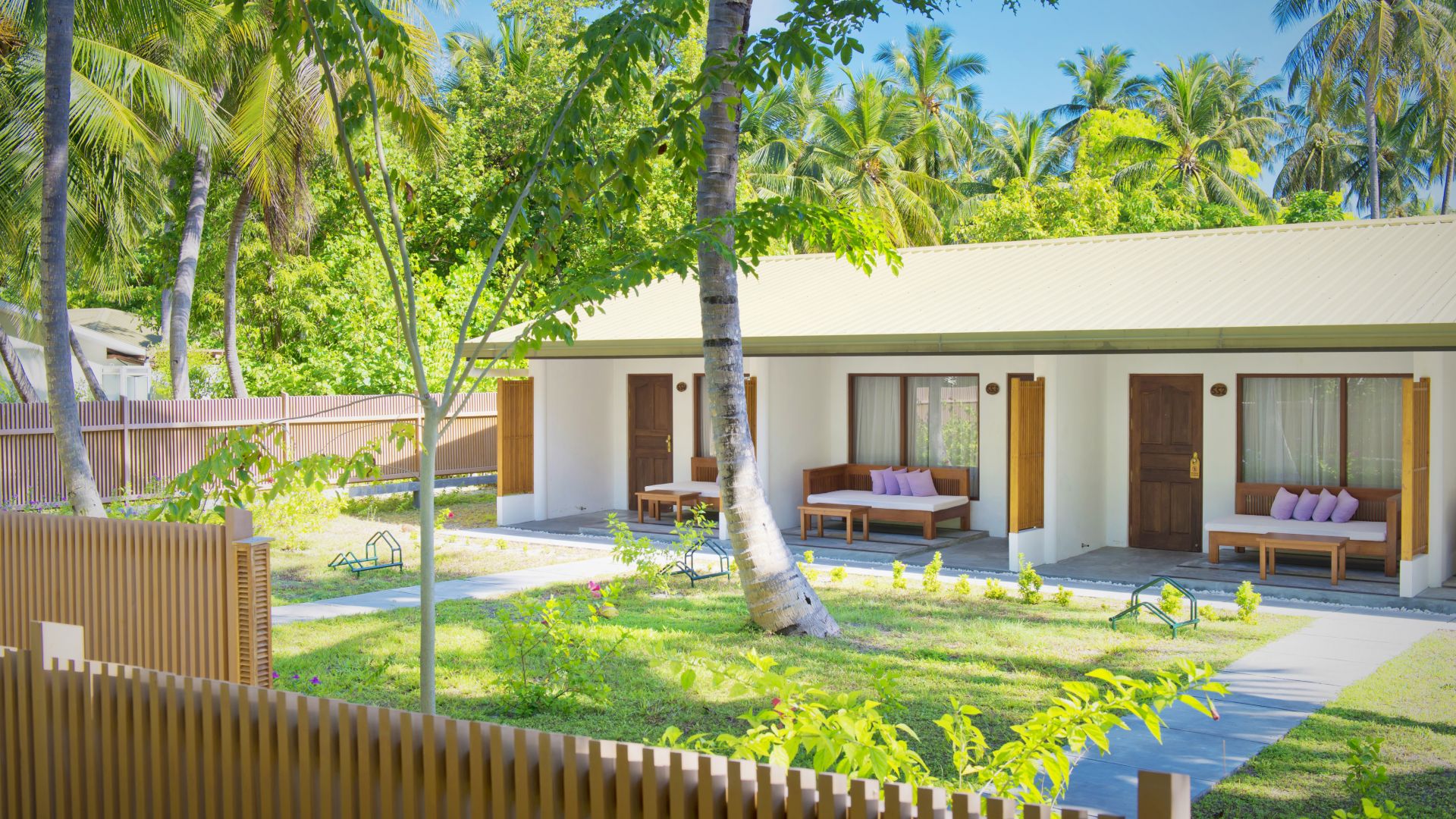 Villa Park Sun Island