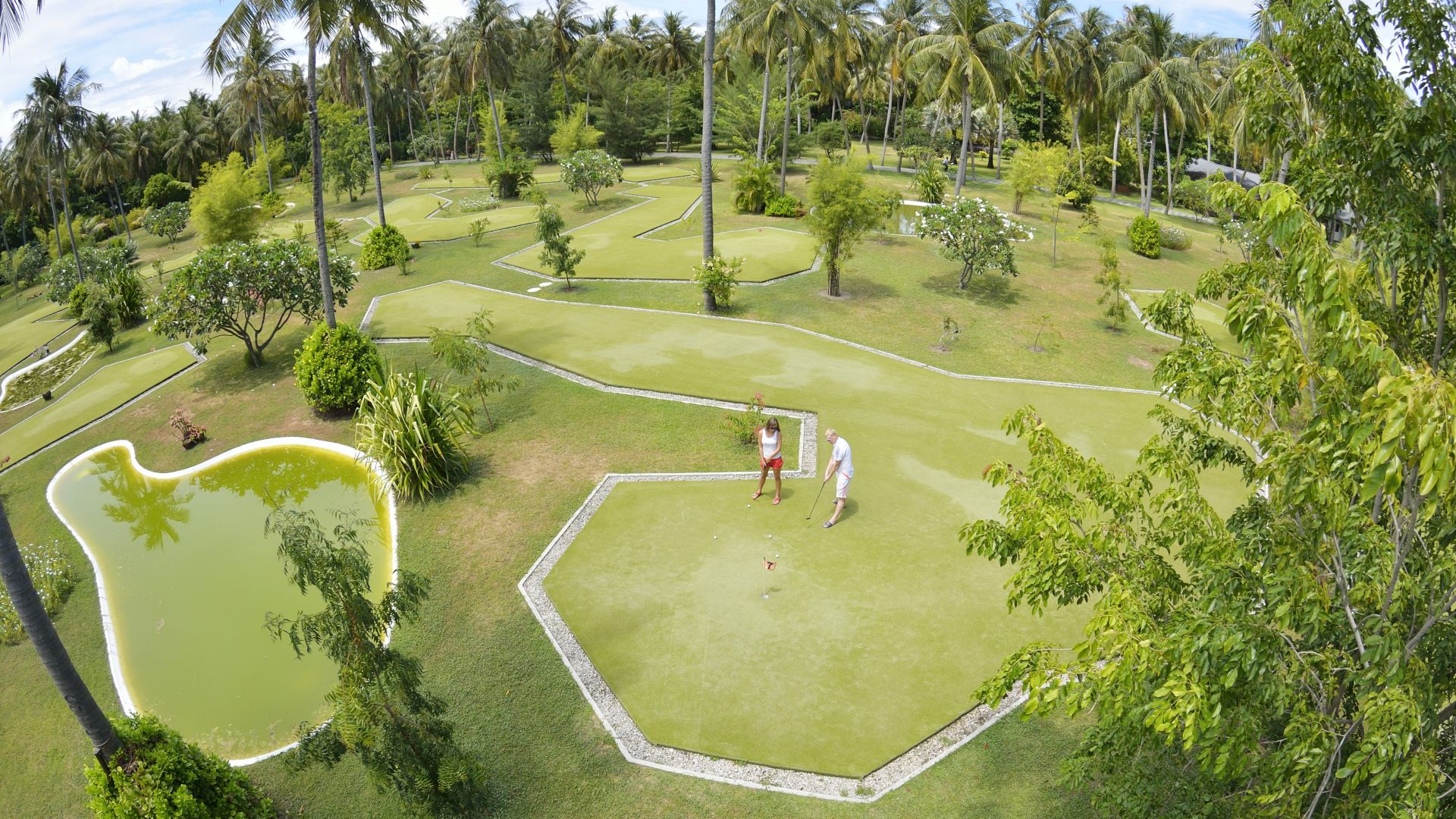 Villa Park Sun Island