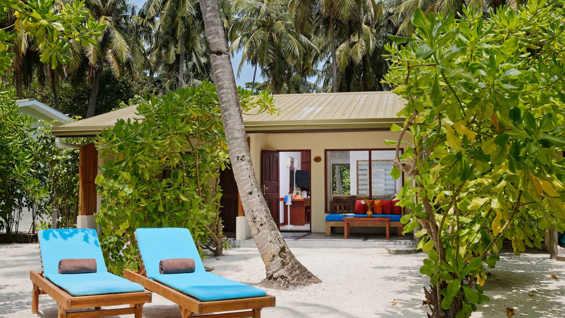 Villa Park Sun Island