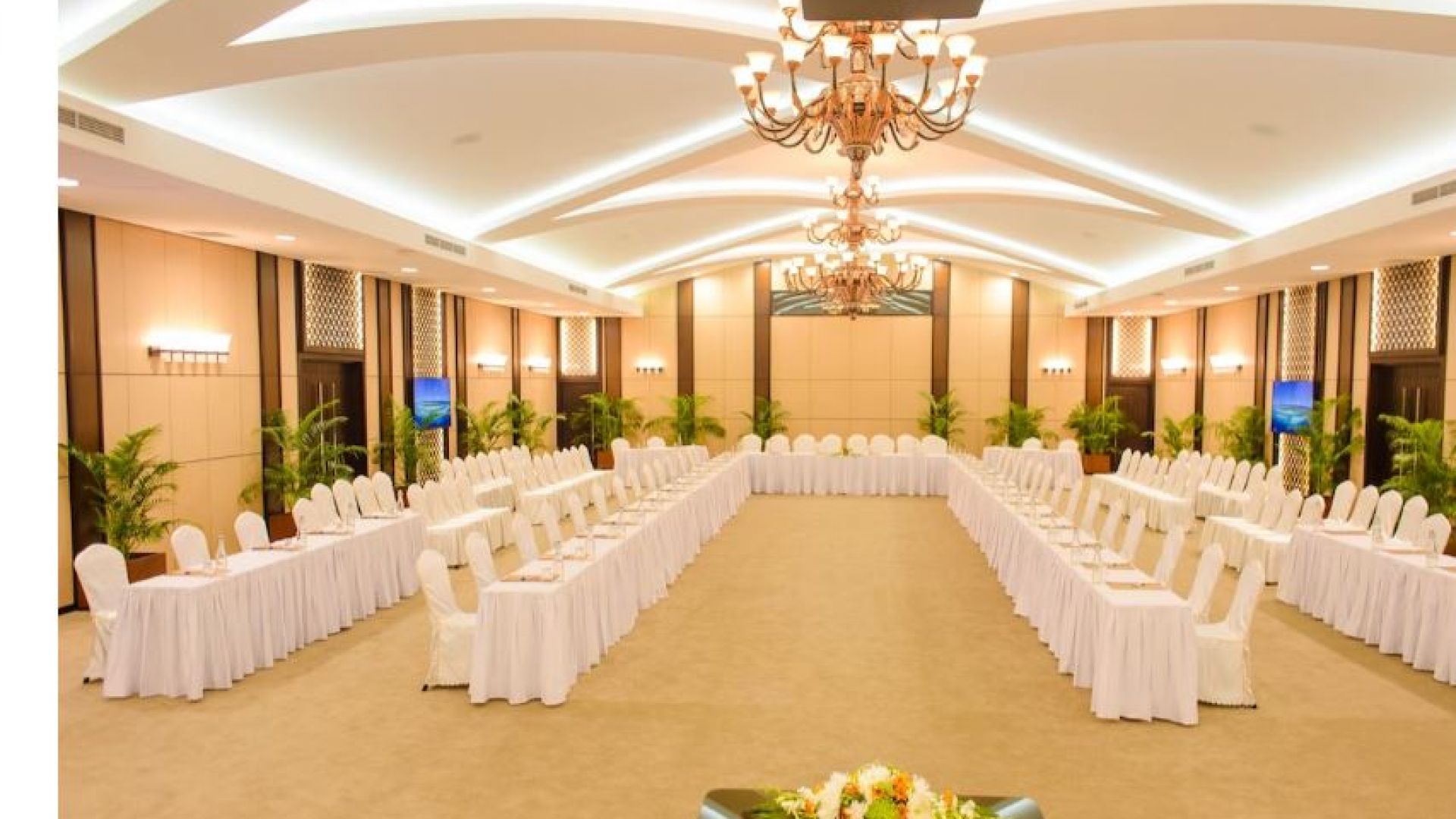 Paradise Island Resort & Spa