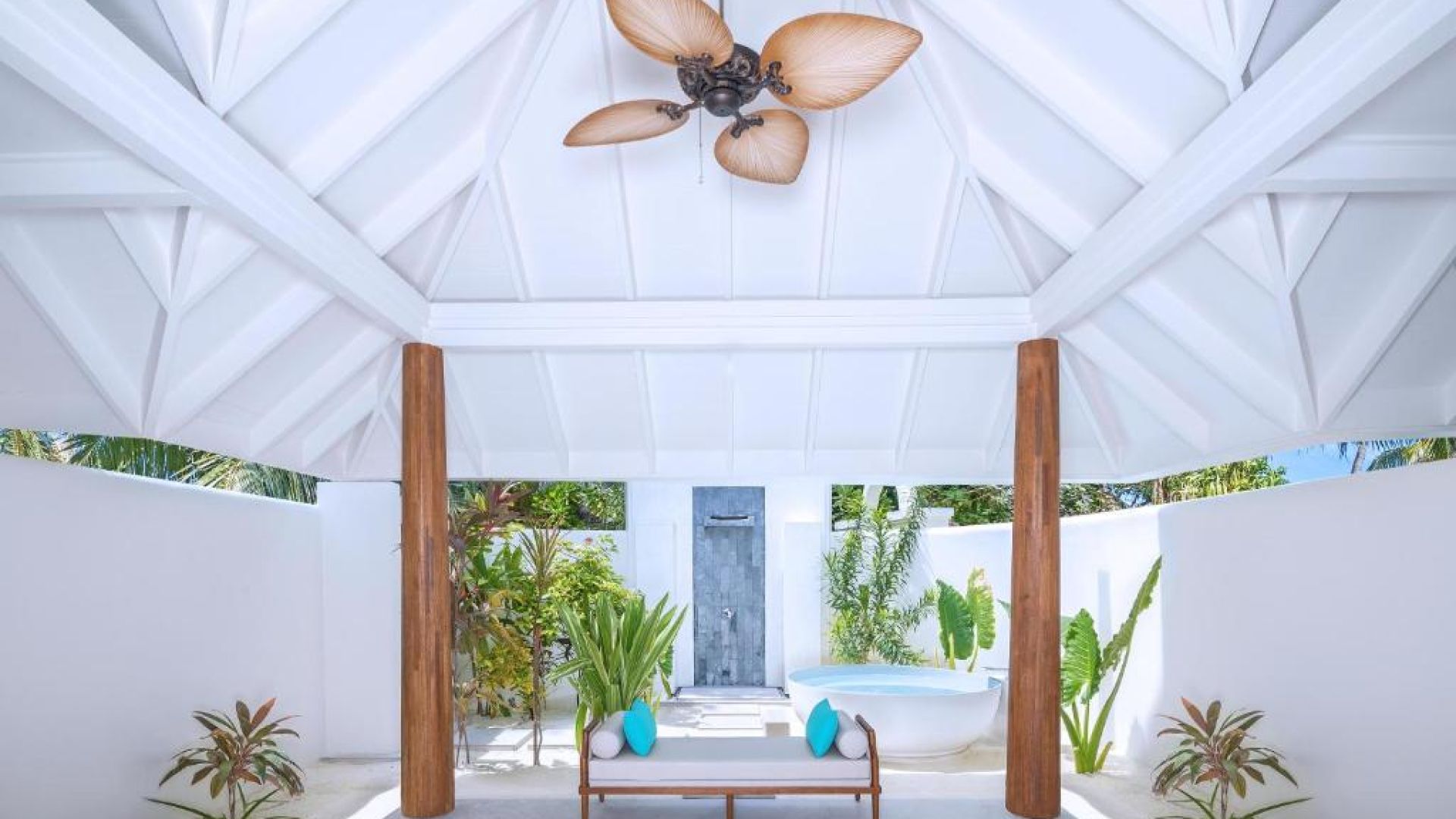 Anantara Kihavah Maldives Villas