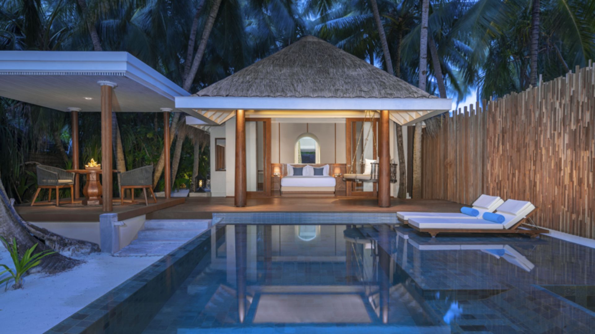 アナンタラ キハバー モルディブ ヴィラ