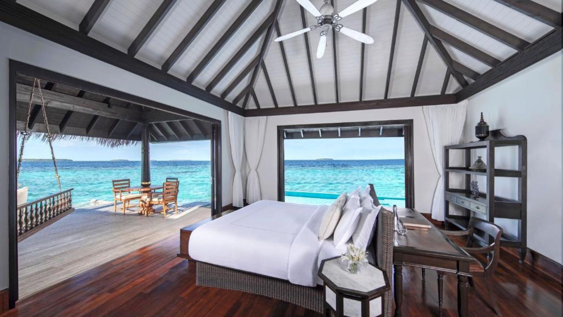 Anantara Kihavah Maldives Villas