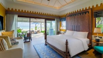 Family Beach Villa with Pool