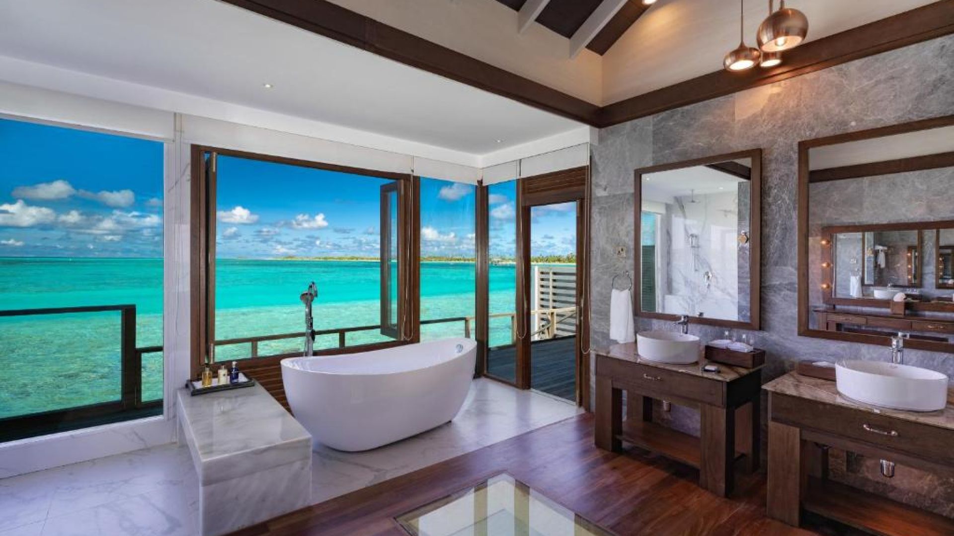 アットモスファーカニフシモルディブ