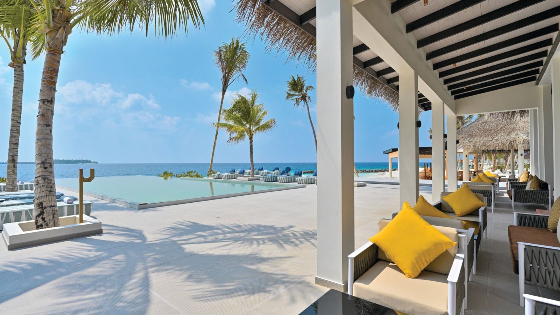 OBLU SELECT Lobigili