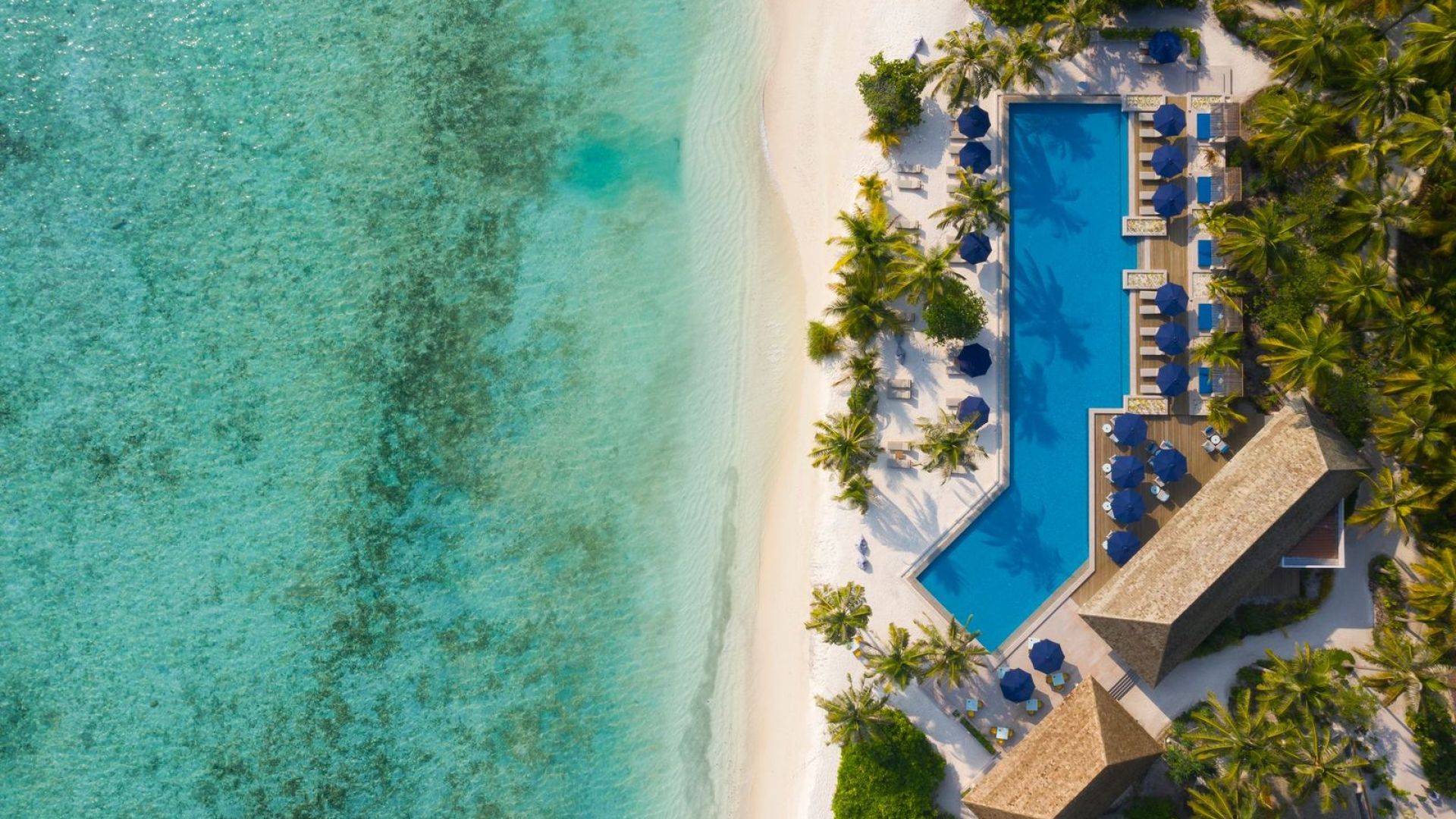 Emerald Farufushi Resort & Spa