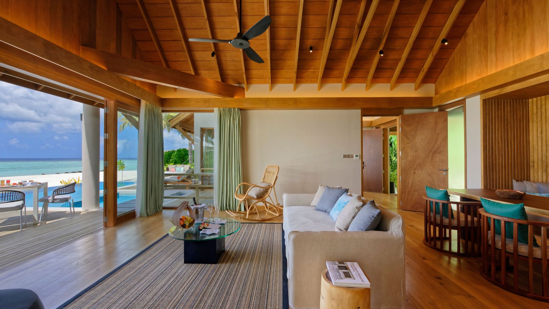 Emeraude Farufushi Resort & Spa