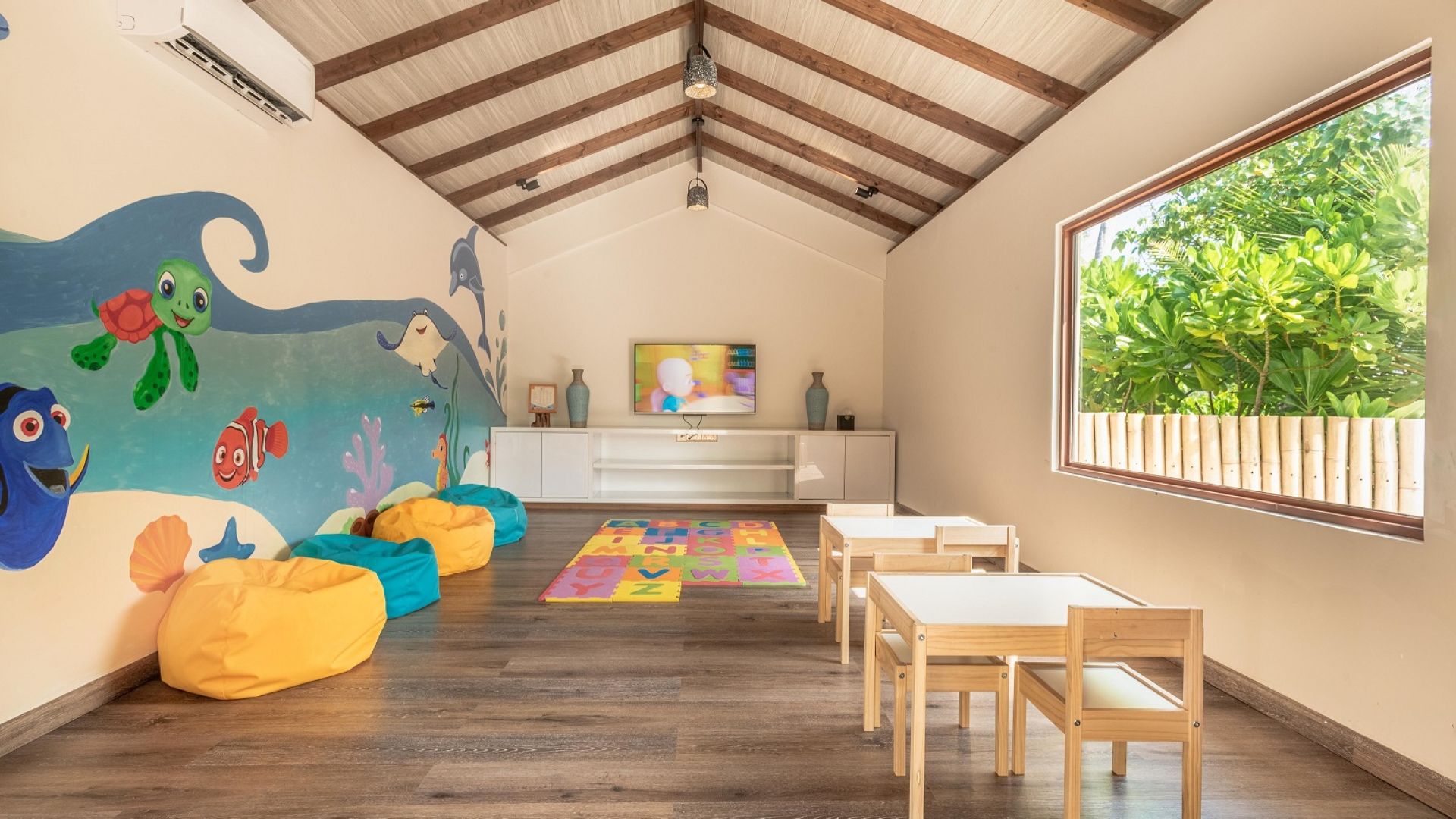 フシファルモルディブ