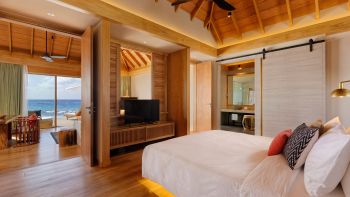 Villa Supérieure sur l&#39;Eau avec Piscine