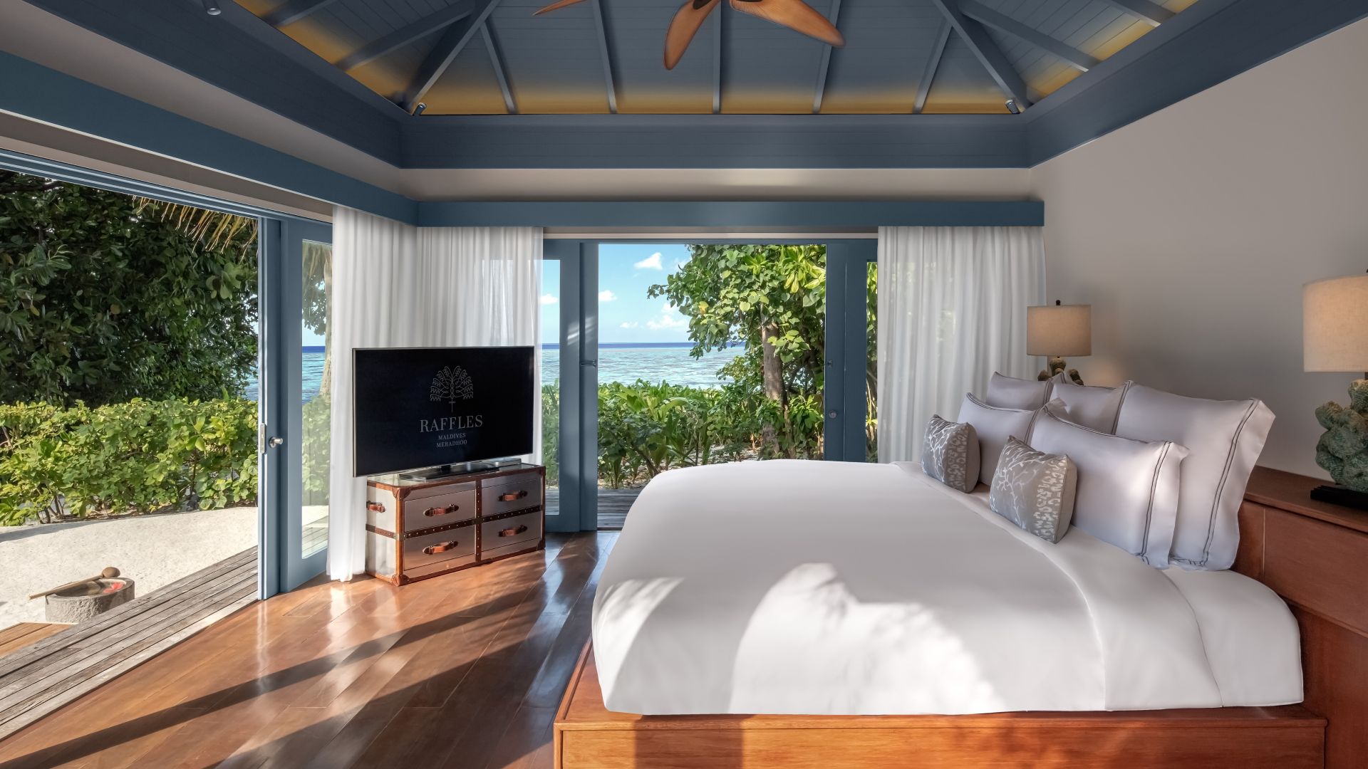 Raffles Maldives Meradhoo Resort