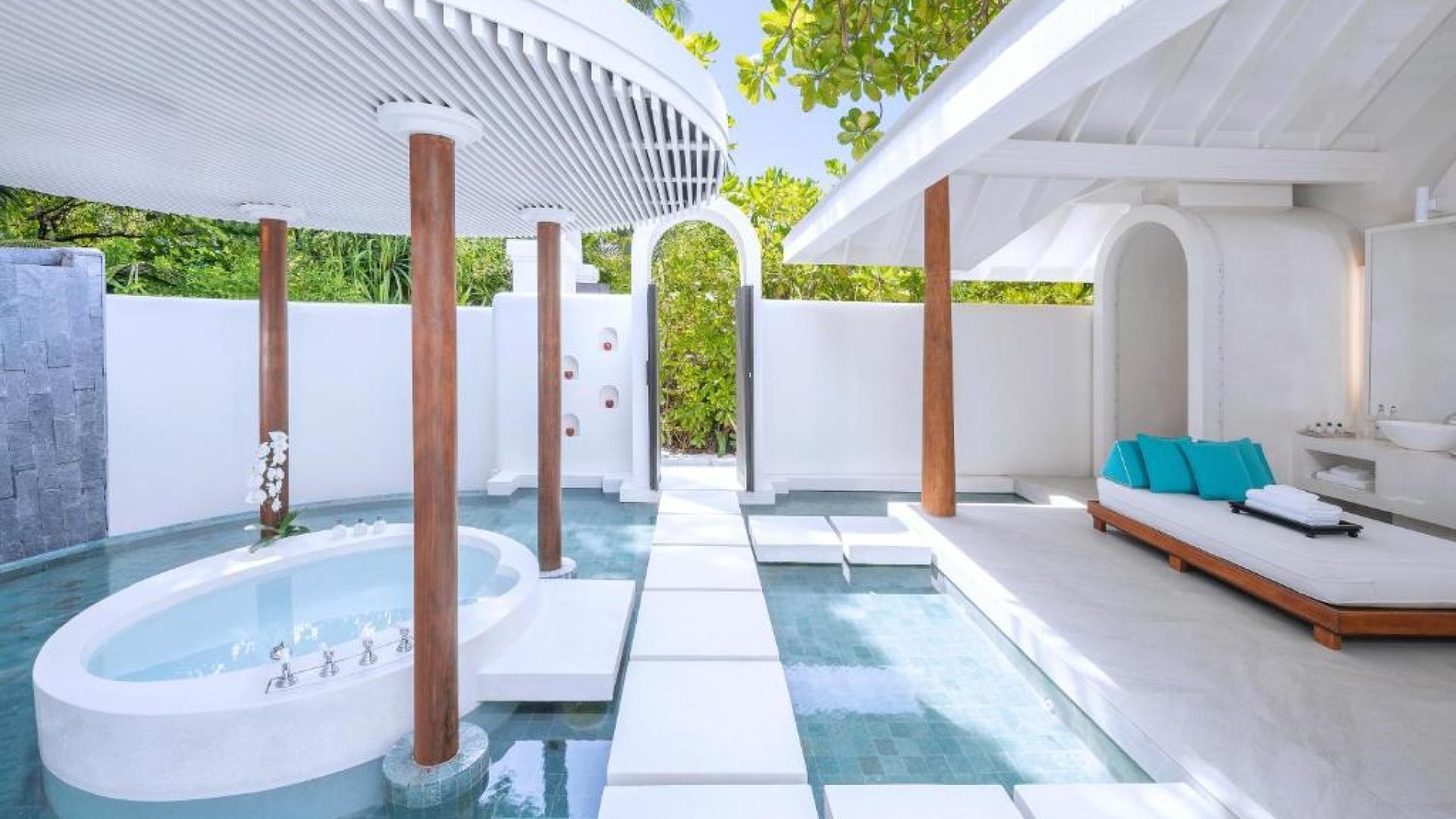 Anantara Kihavah Maldives Villas