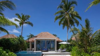 プール付き2ベッドルームファミリービーチヴィラ