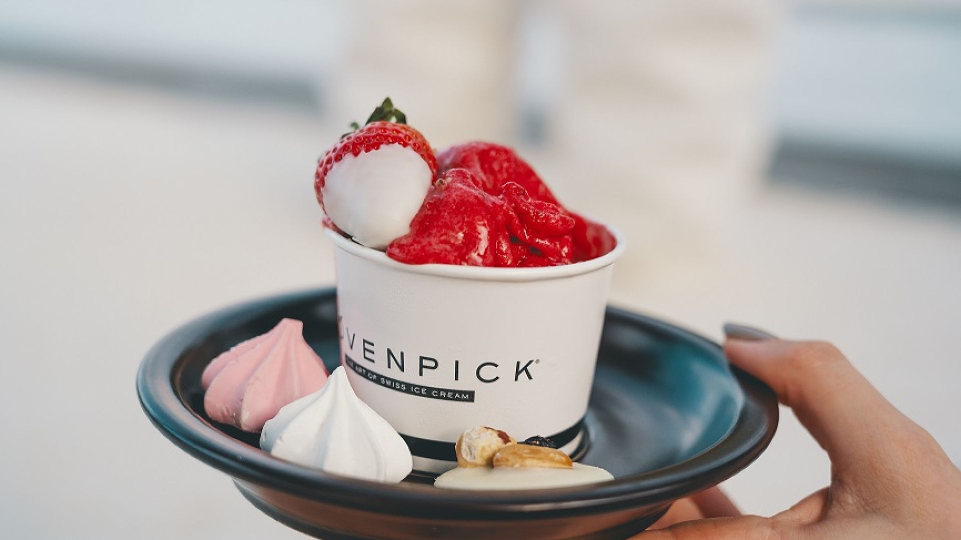 Mӧvenpick Resort Kuredhivaru Maldives