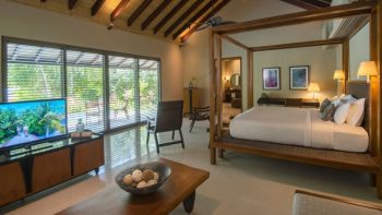 Sunset Deluxe Beach Pool Villa