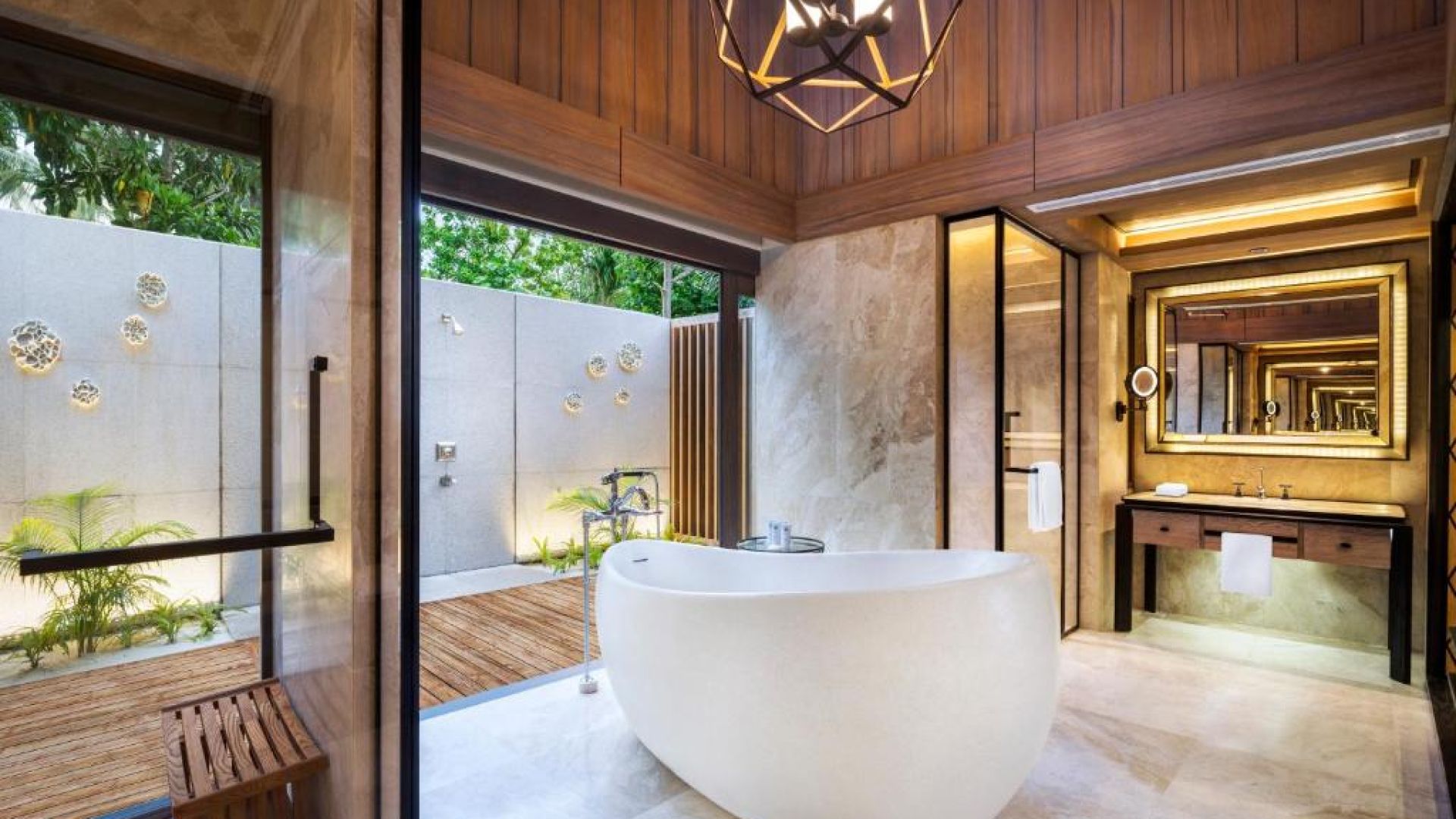 Реджис Мальдивы Воммули Резорт