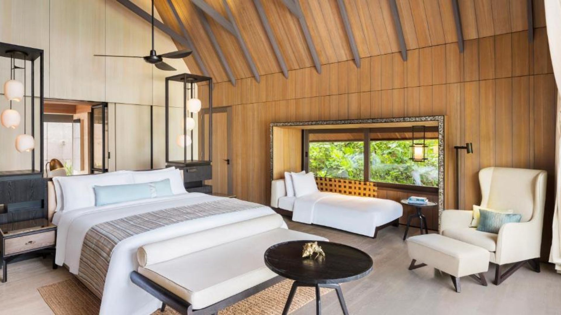 The St. Regis Maldives Vommuli Resort