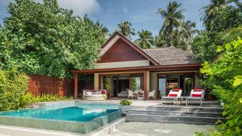 Family Beach Pool Villa