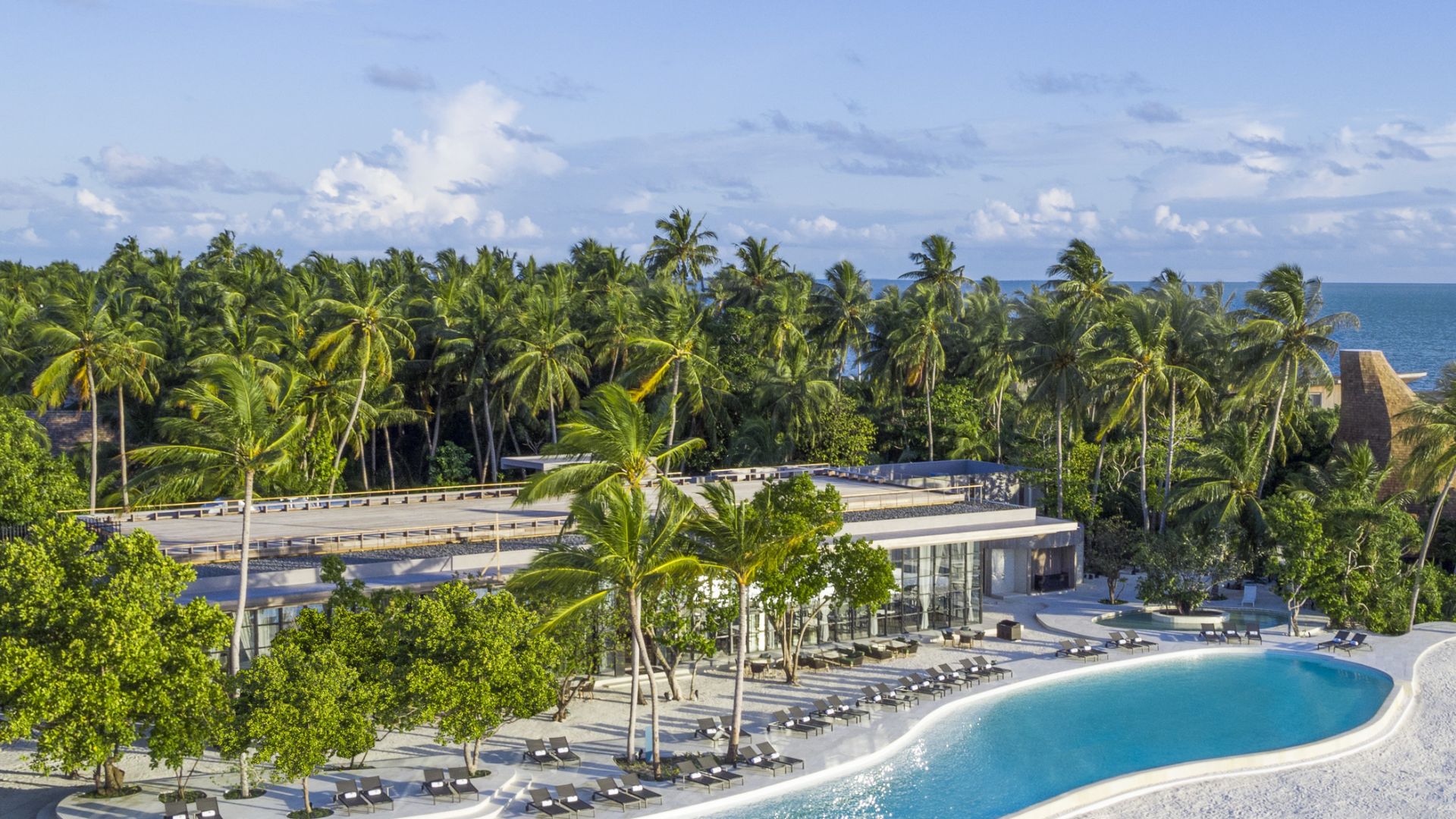 The St. Regis Maldives Vommuli Resort