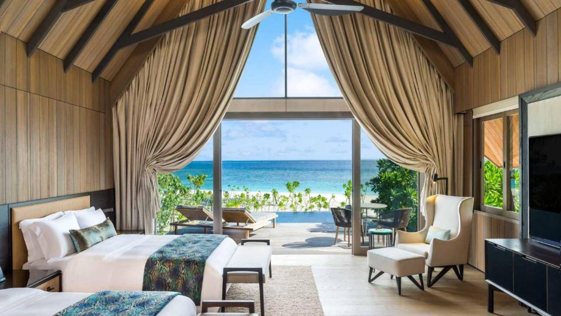 The St. Regis Maldives Vommuli Resort