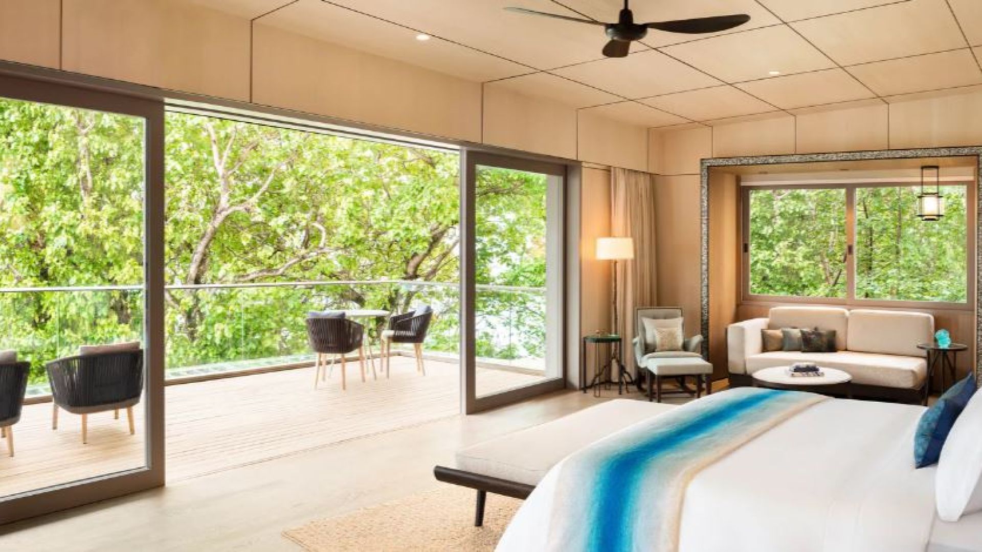 The St. Regis Maldives Vommuli Resort