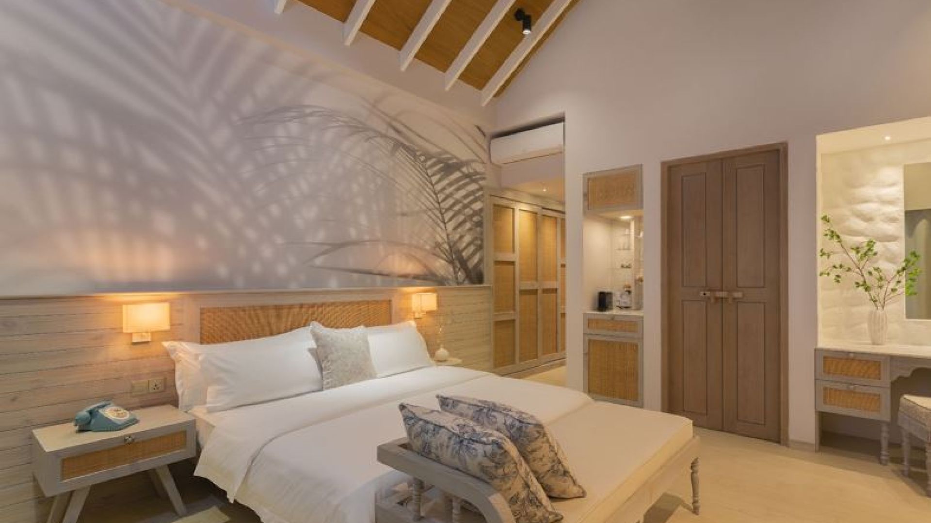 Malahini Kuda Bandos Resort