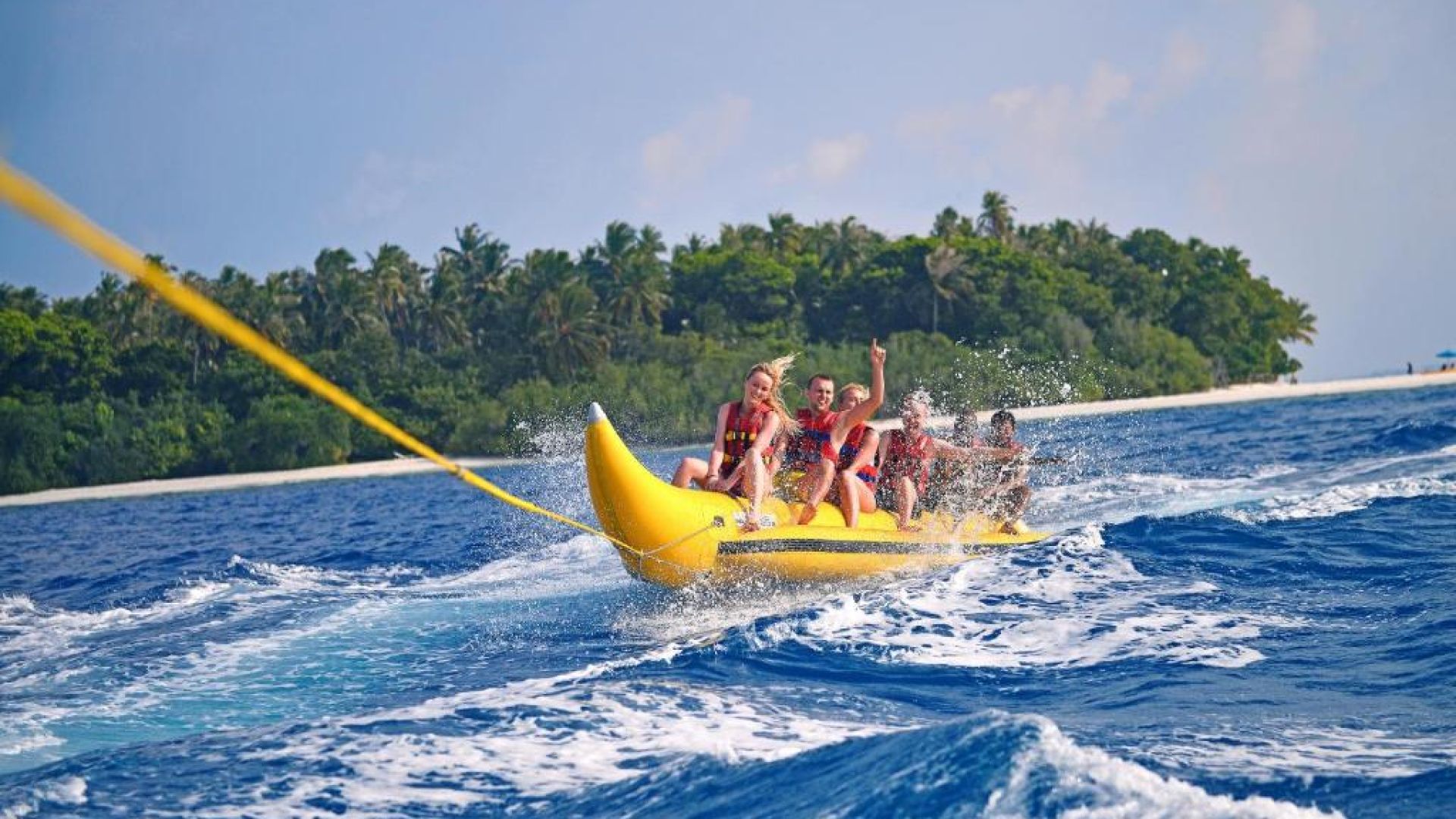 Malahini Kuda Bandos Resort