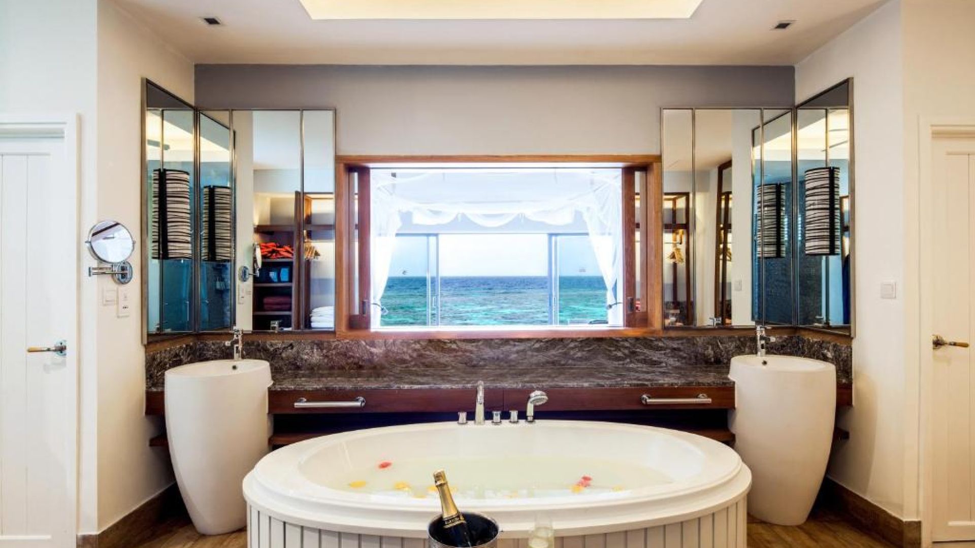 Centara Grand Maldives