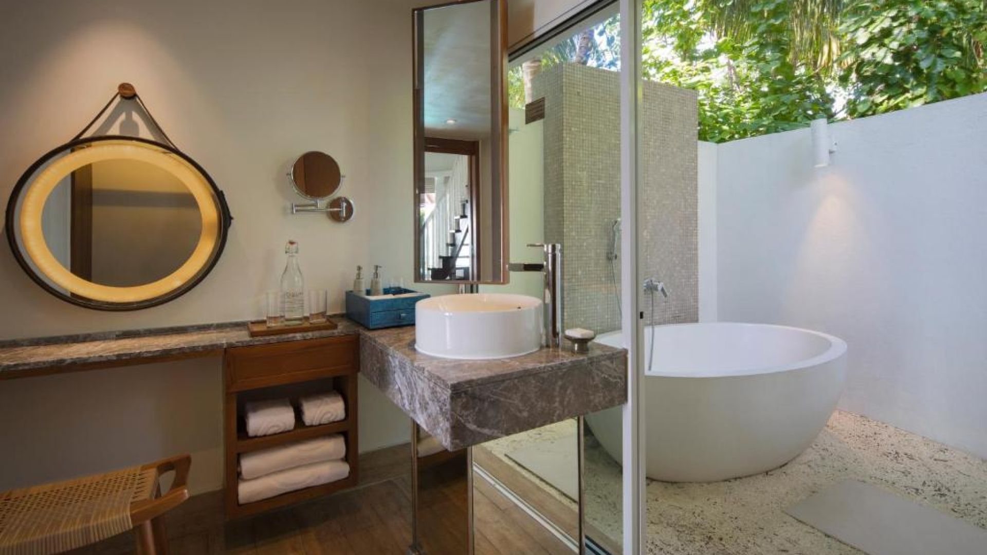 The Centara Collection, Machchafushi Island Resort & Spa Maldives