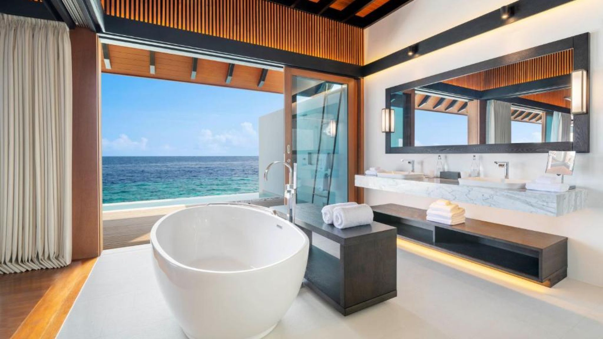 The Westin Maldives Miriandhoo Resort