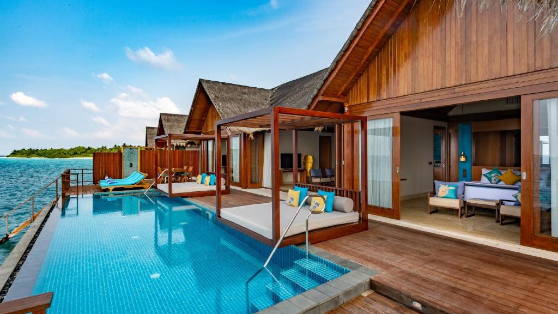 Furaveri Island Resort