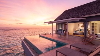 Thundi Water Villa with Pool