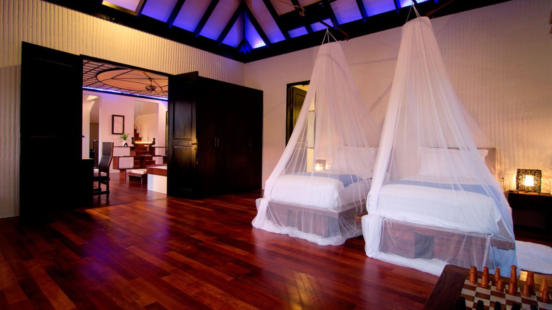 Hideaway Beach Resort & Spa