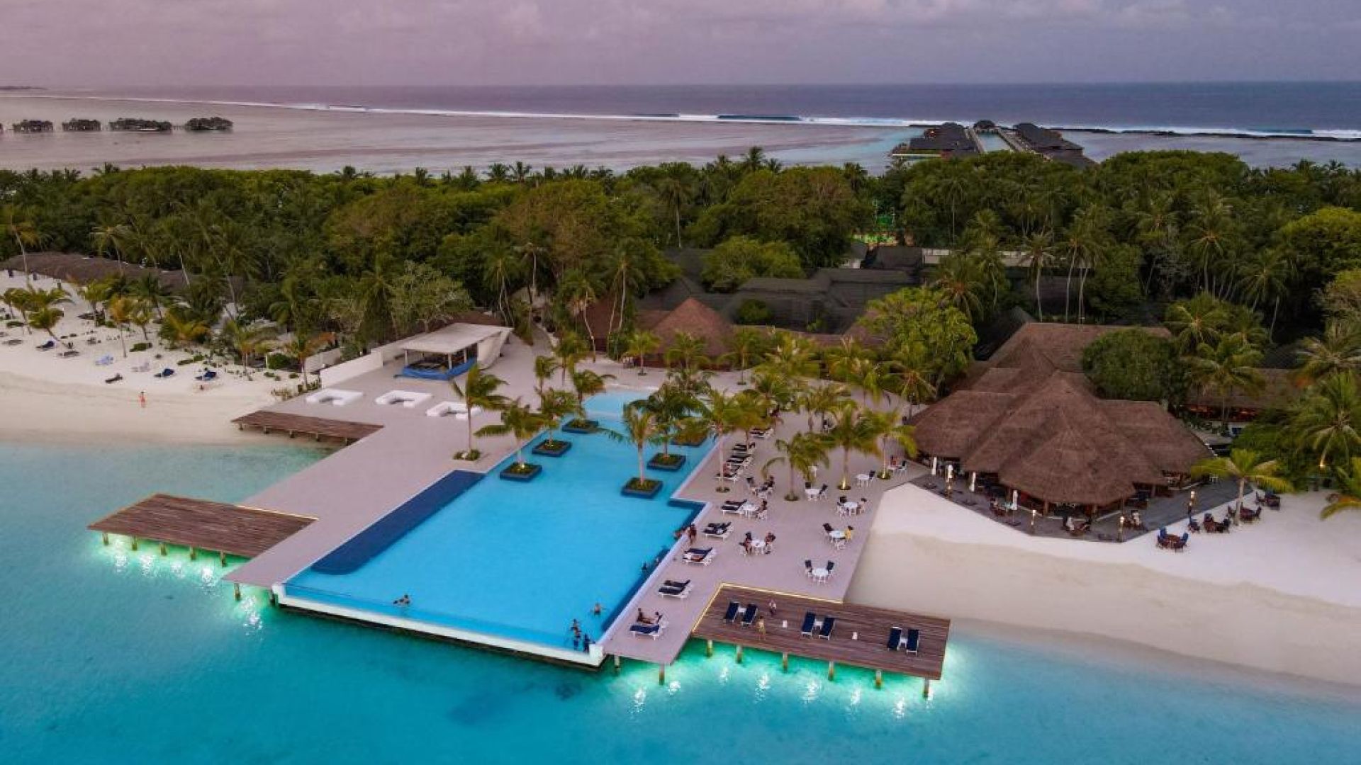 Paradise Island Resort & Spa