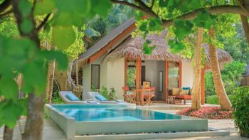Beach Deluxe Villa with Pool