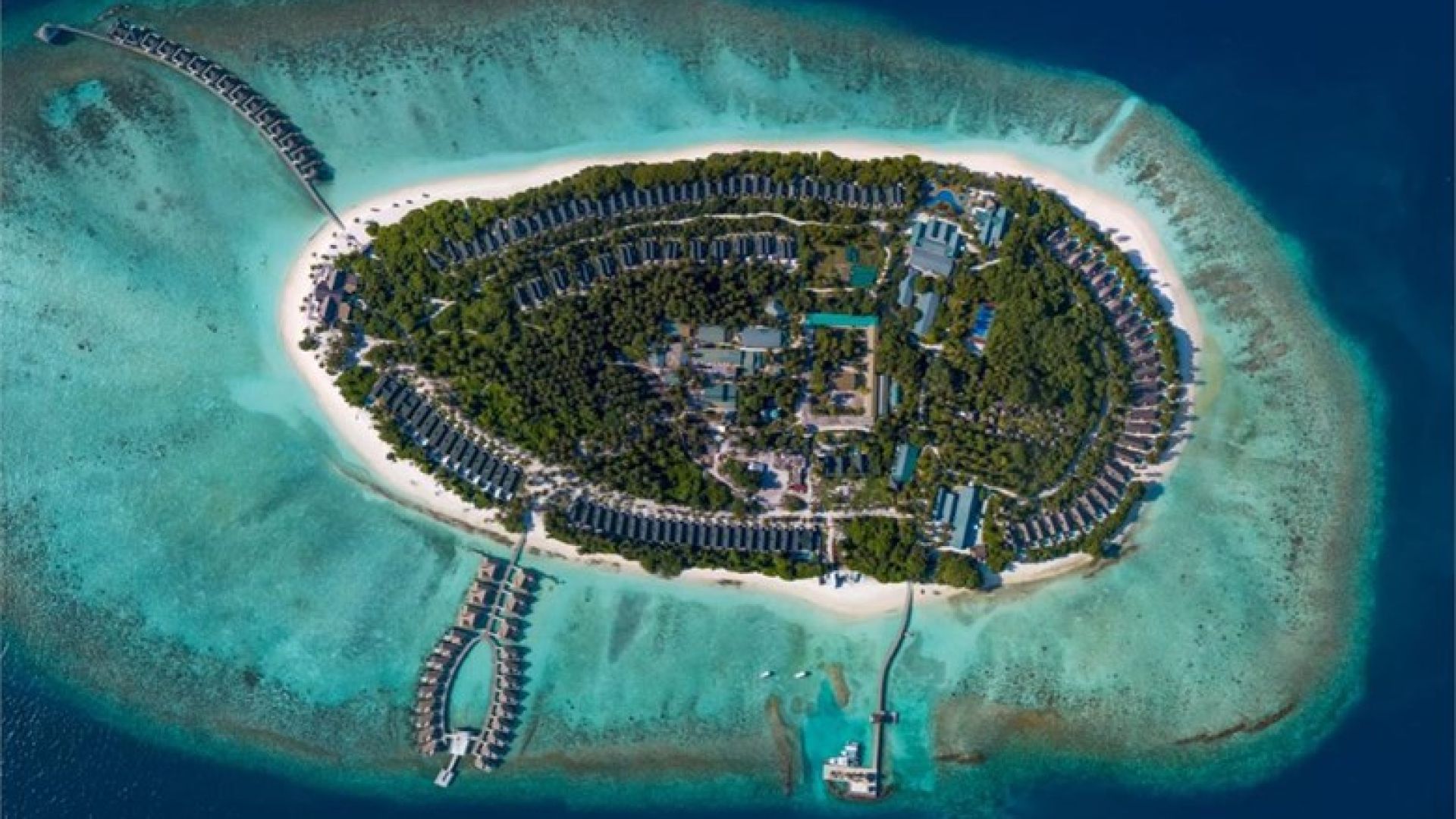 Furaveri Island Resort