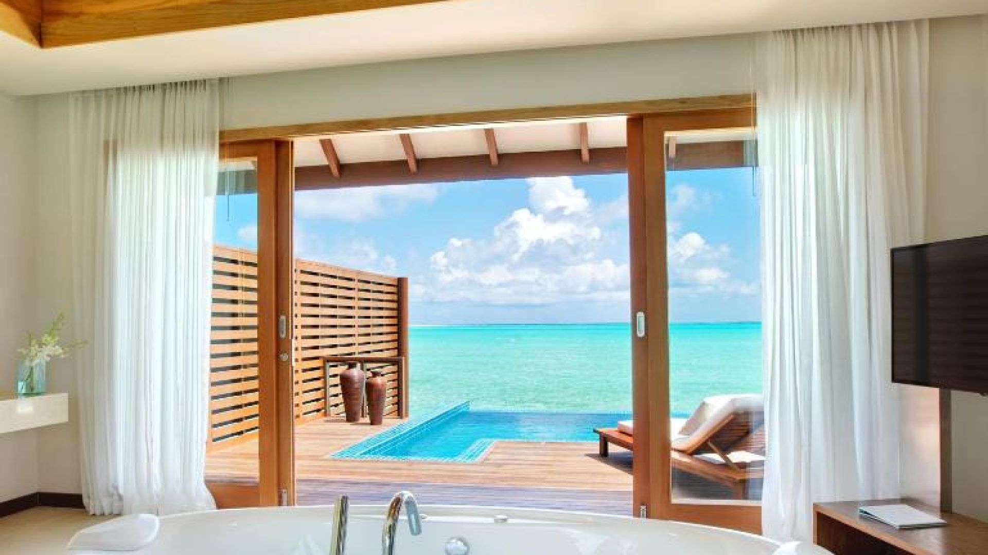 ハイダウェイ ビーチ リゾート & スパ