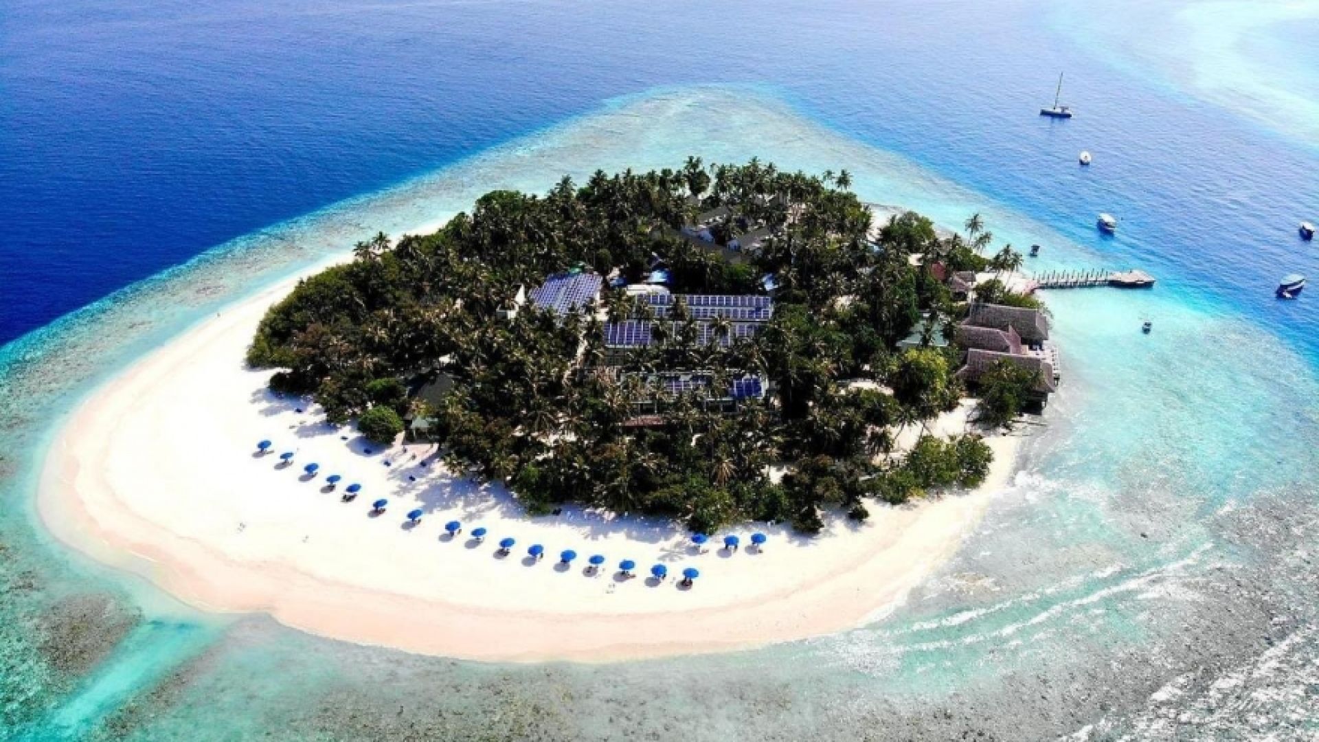 Malahini Kuda Bandos Resort