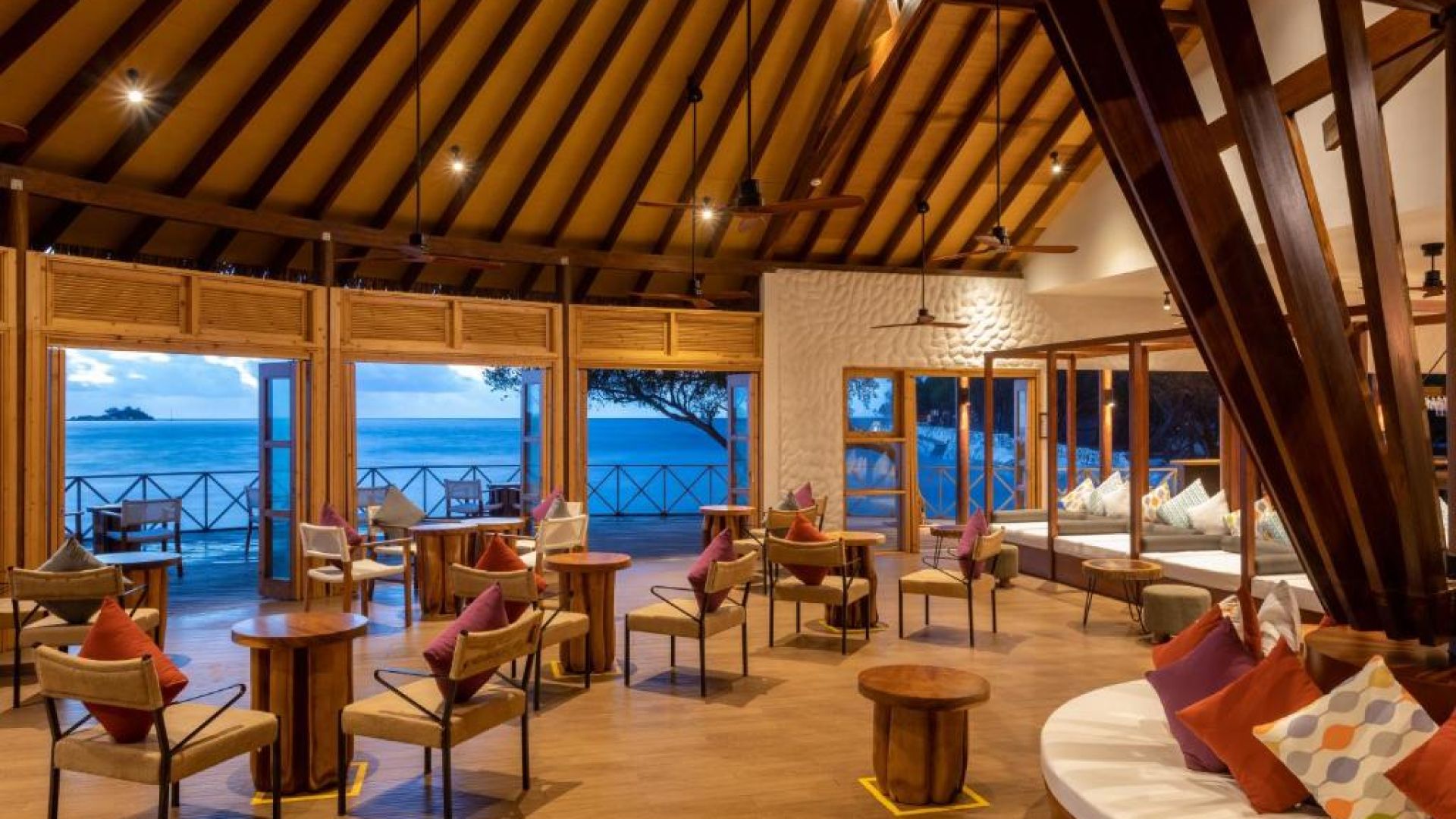 Cinnamon Dhonveli Maldives