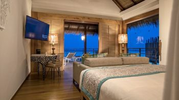 シニアウォーターヴィラ