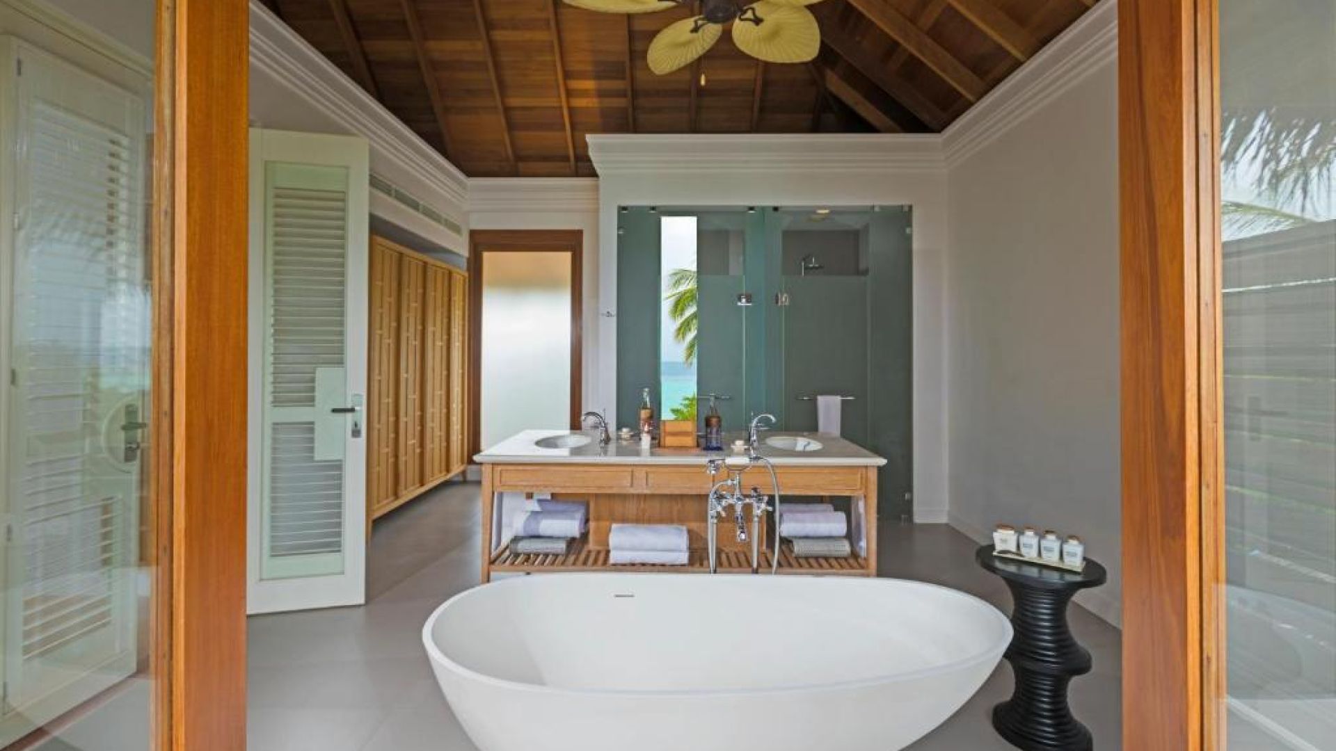 デュシタニモルディブ