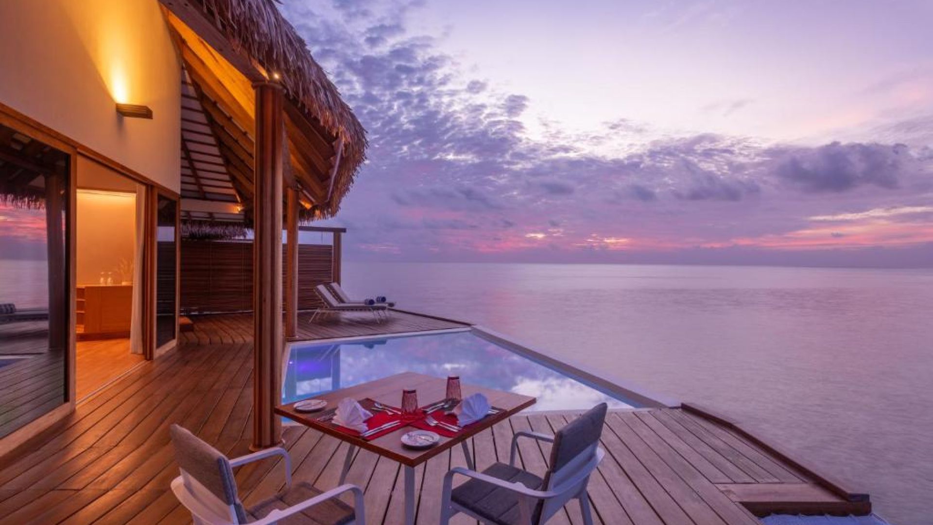 Cinnamon Velifushi Maldives