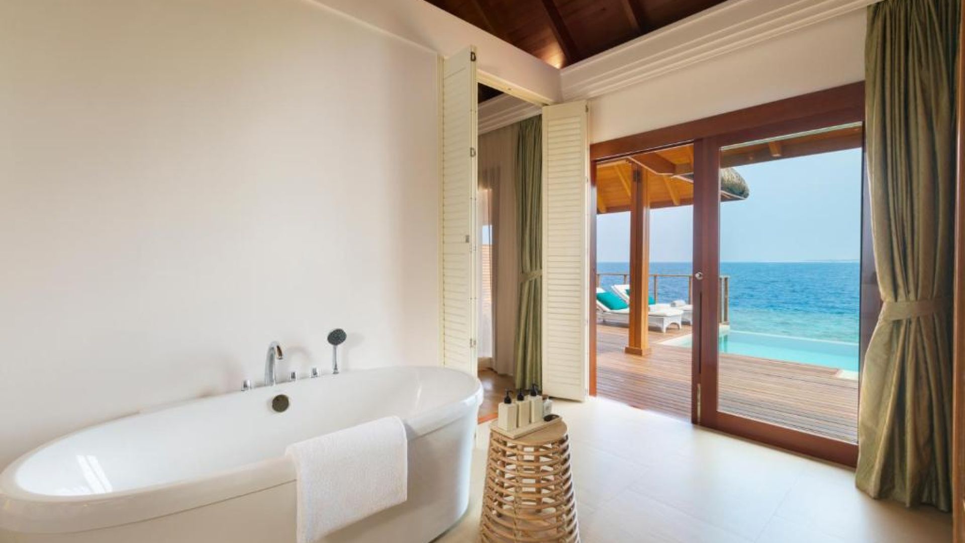 Dusit Thani Maldives