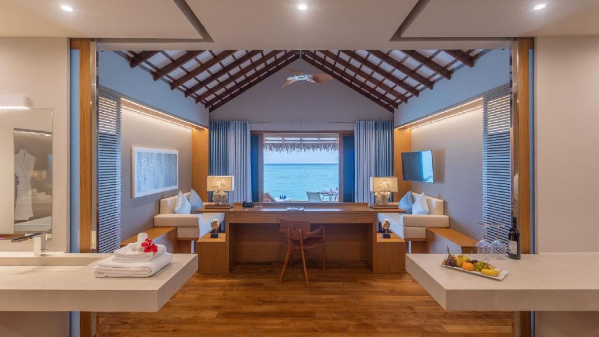 Cinnamon Velifushi Maldives