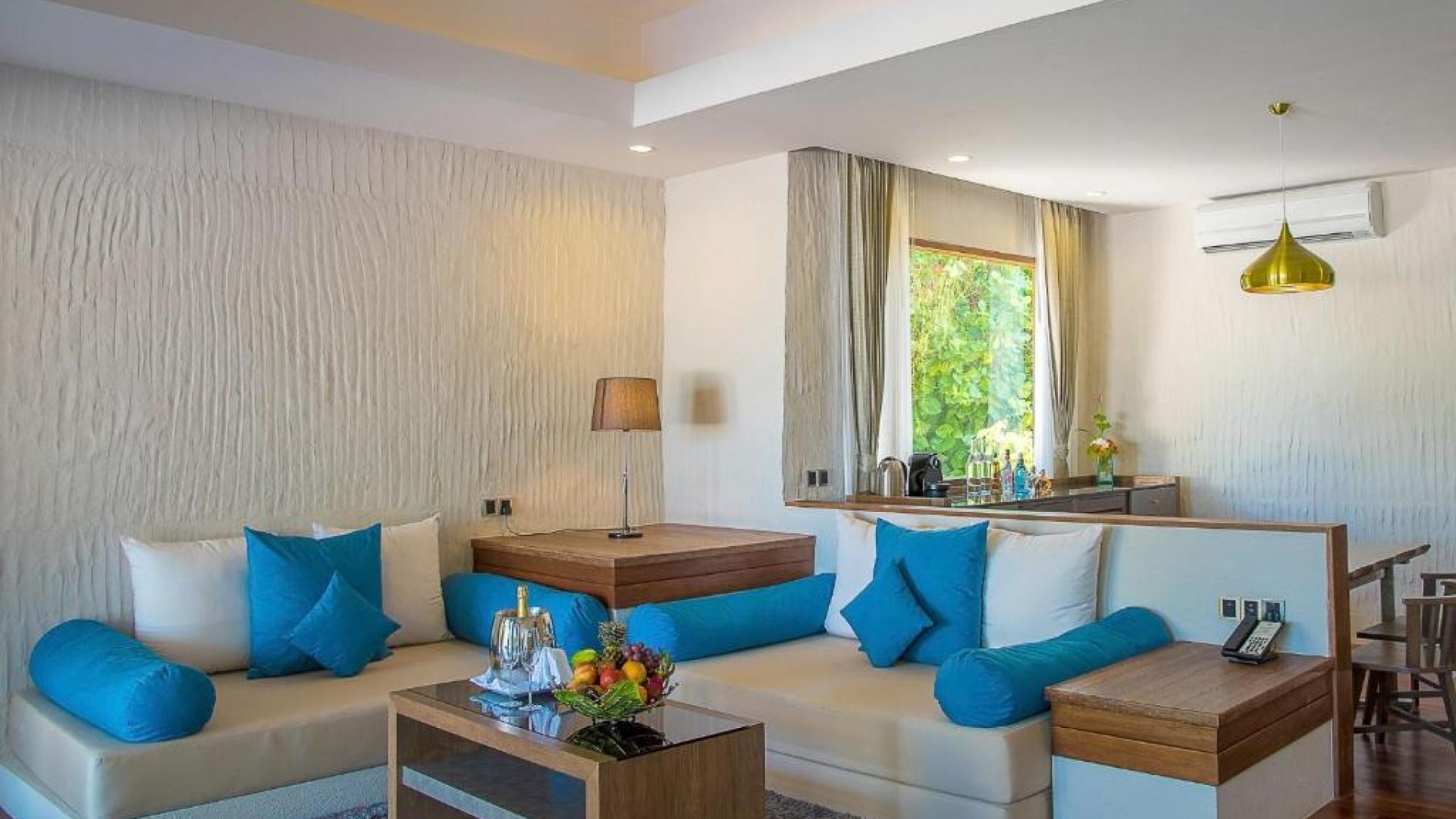 Hideaway Beach Resort & Spa