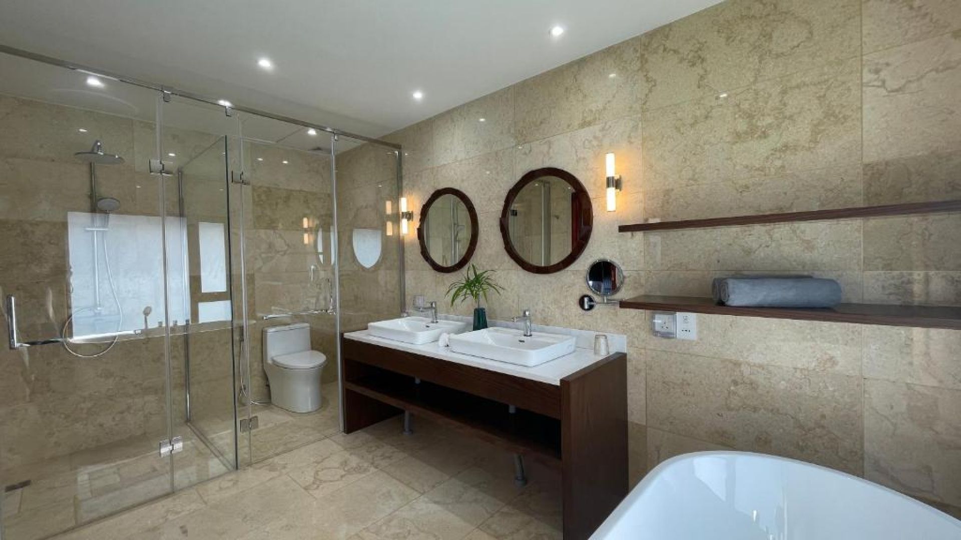 NOOE Maldives Kunaavashi