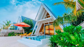 Bodu Haruge Beach Villa with Private Pool