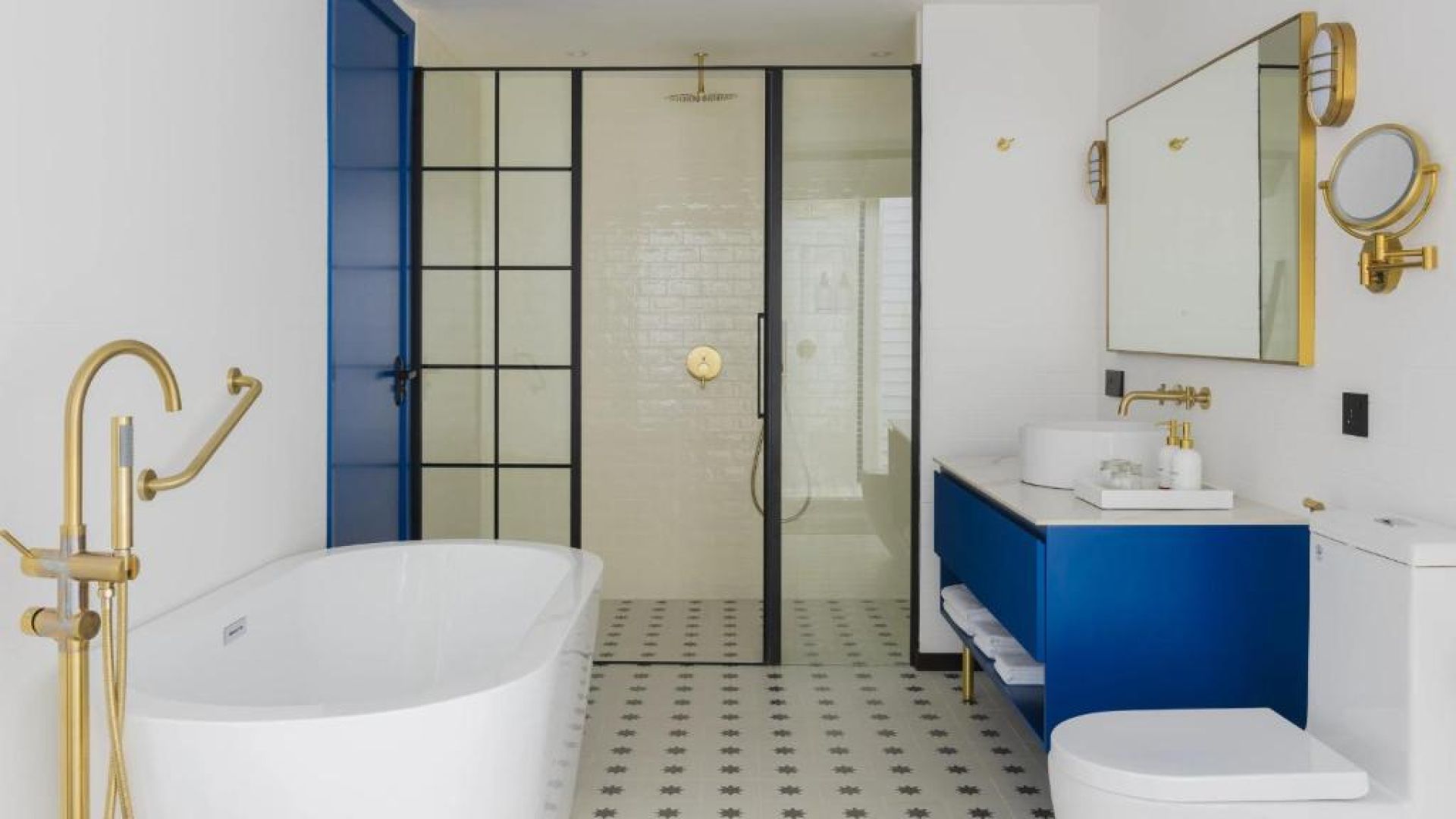 Paradise Island Resort & Spa